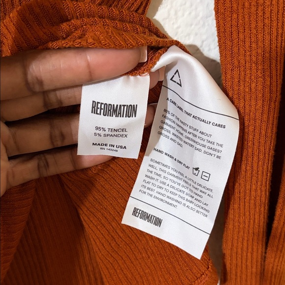 Reformation Rust Ribbed Long-Sleeve Top - Picture 4 of 4
